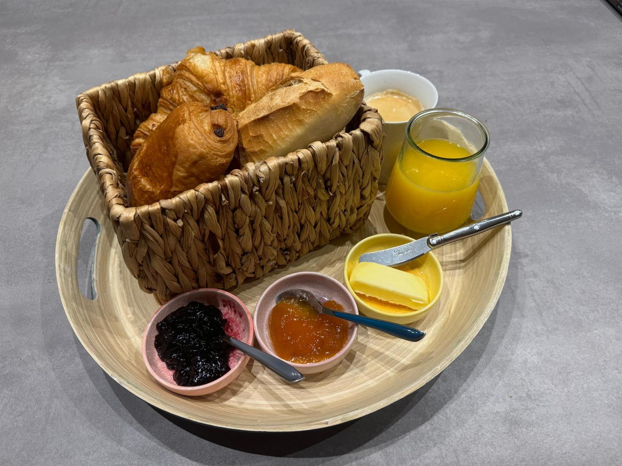 Bed and Breakfast Ode Au Bassin Мио Экстерьер фото